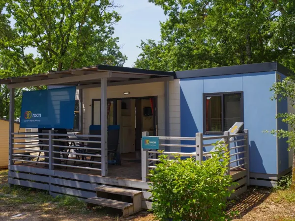 Der Roan Premium Lounge ohne TV.