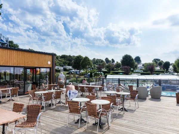 Dachterrasse auf dem Campingplatz Roan La Vallée.