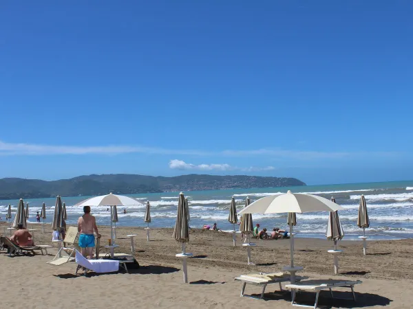 Der Strand des Campingplatzes Orbetello.