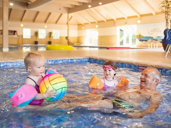 Wasserspaß im Roan Camping Marvilla Parks Friese Meren.