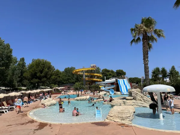 Der Badepark auf dem Campingplatz Roan de Canet.