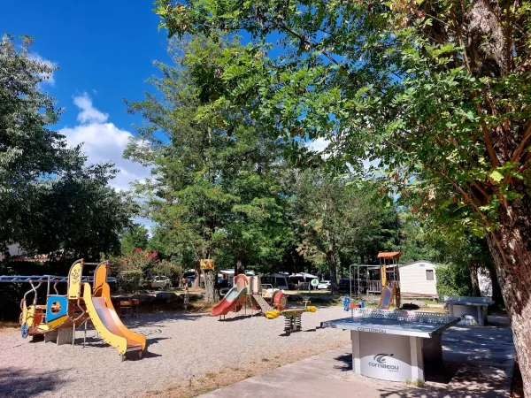 Spielplatz auf dem Campingplatz Roan La Grand Terre.