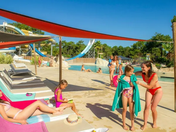 Das Freibad auf dem Campingplatz Roan Atlantic Montalivet.