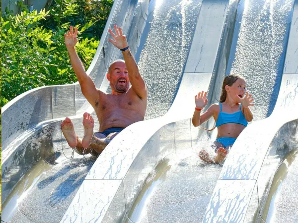 Wasserrutsche auf dem Roan-Campingplatz Verdon Parc.