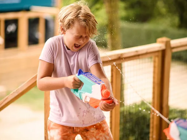 Spielende Kinder auf dem Roan-Campingplatz Verdon Parc.