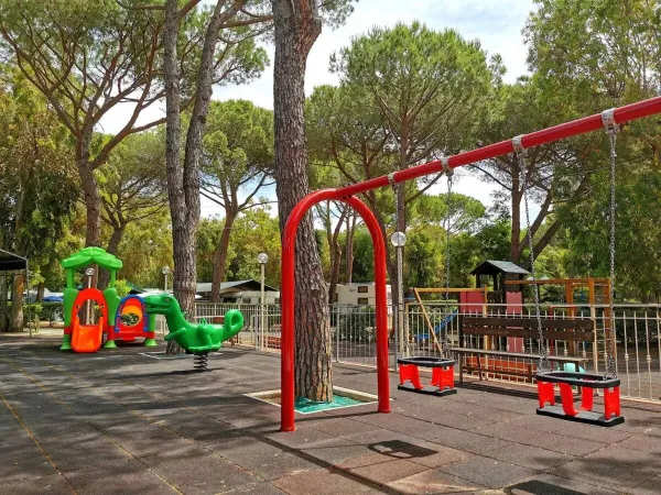 Spielplatz auf dem Roan-Campingplatz Del Forte.